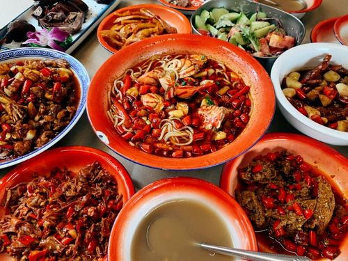 南昌餐饮正当时，赣菜迈入连锁化、品牌化与食品销售新纪元